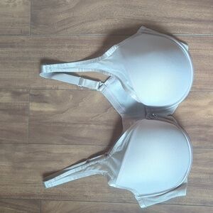 Curvy Couture Bra